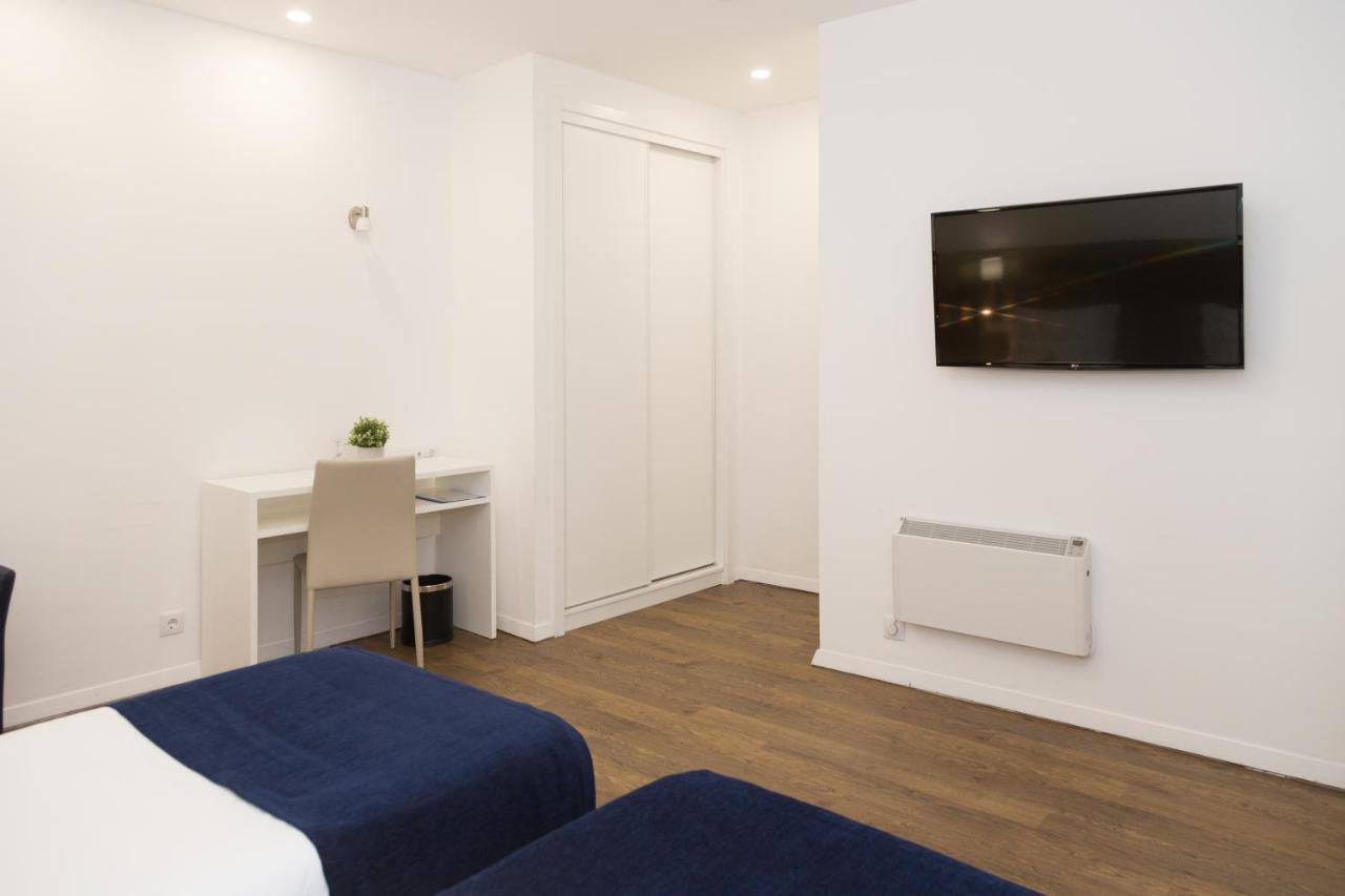 Hotel Veleiro Сииниш Экстерьер фото