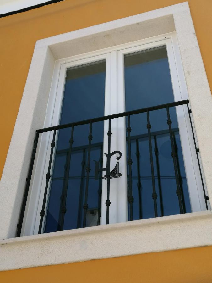 Hotel Veleiro Сииниш Экстерьер фото