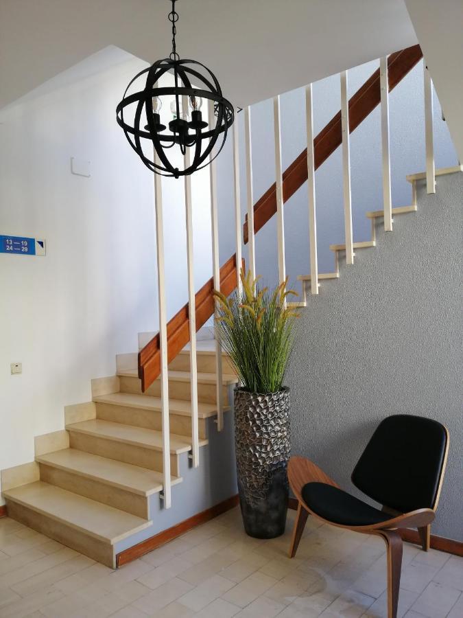 Hotel Veleiro Сииниш Экстерьер фото