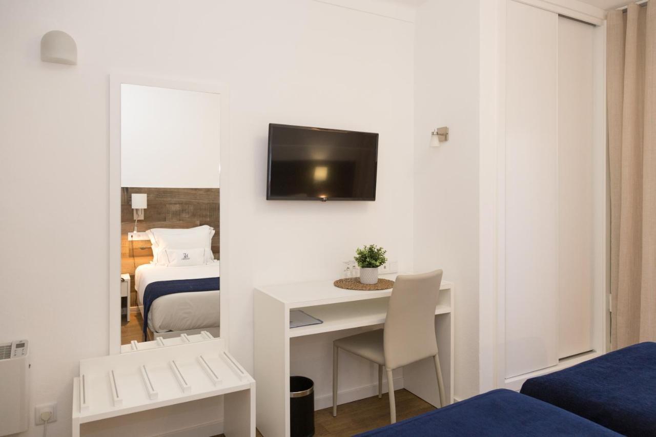 Hotel Veleiro Сииниш Экстерьер фото